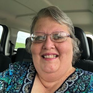 Meet your Posher, Lori